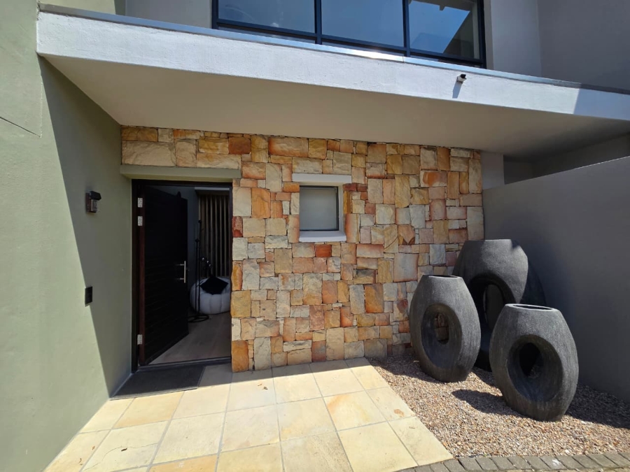 To Let 2 Bedroom Property for Rent in Oubaai Western Cape
